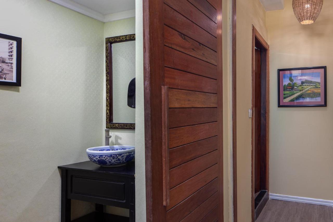 Botum Palace Hotel Πνομ Πενχ Εξωτερικό φωτογραφία